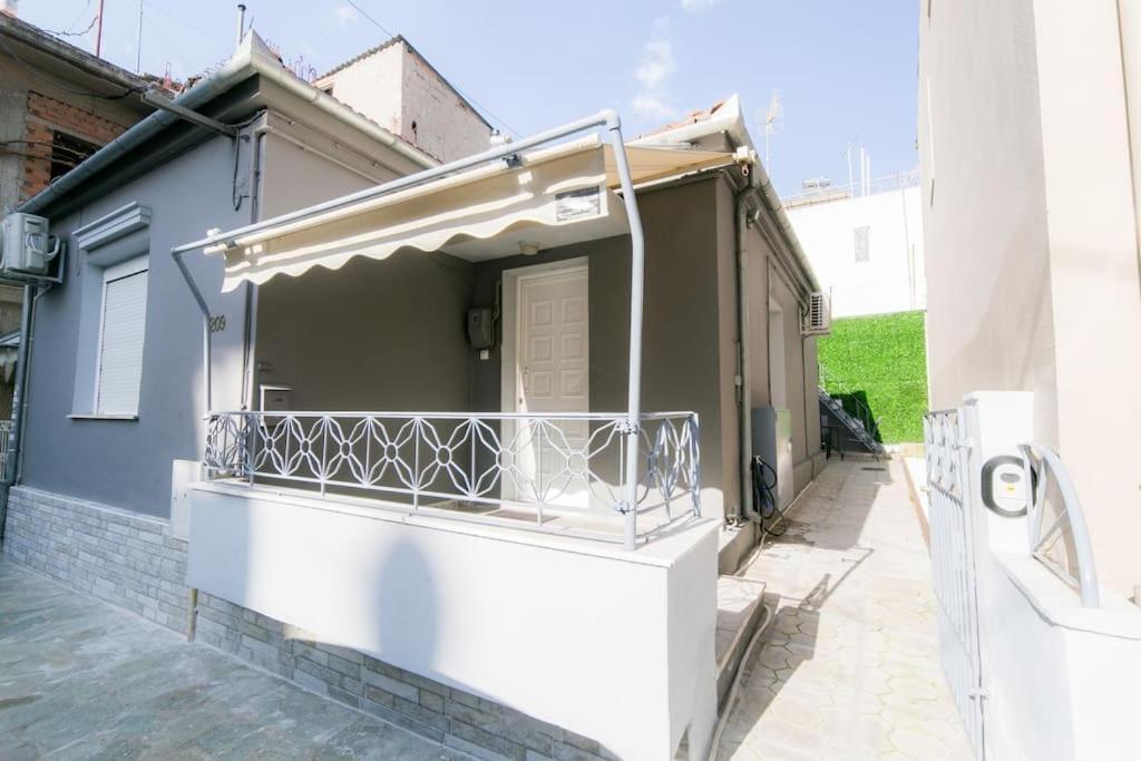 *Magnifique* New House - Full Comfort! ヴォロス エクステリア 写真